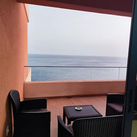Ocean Mirror Apartment Praia Exterior photo
