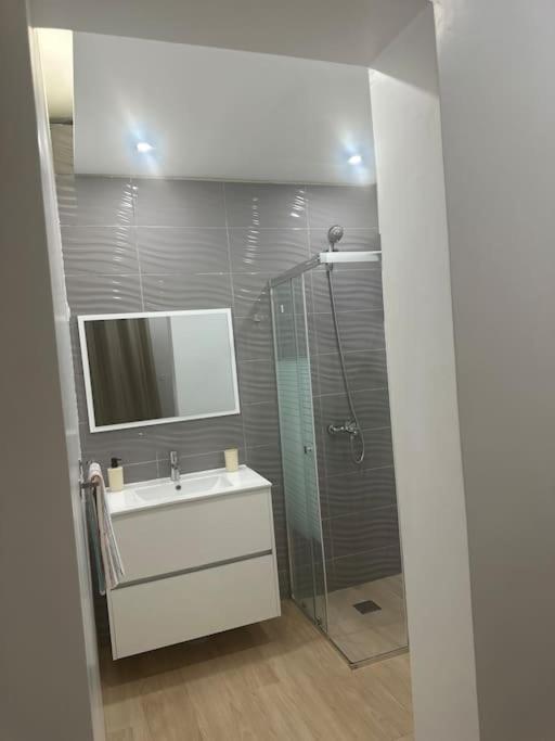 Ocean Mirror Apartment Praia Exterior photo