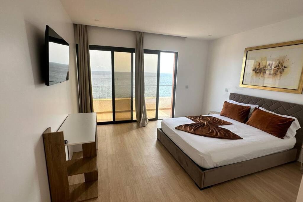 Ocean Mirror Apartment Praia Exterior photo