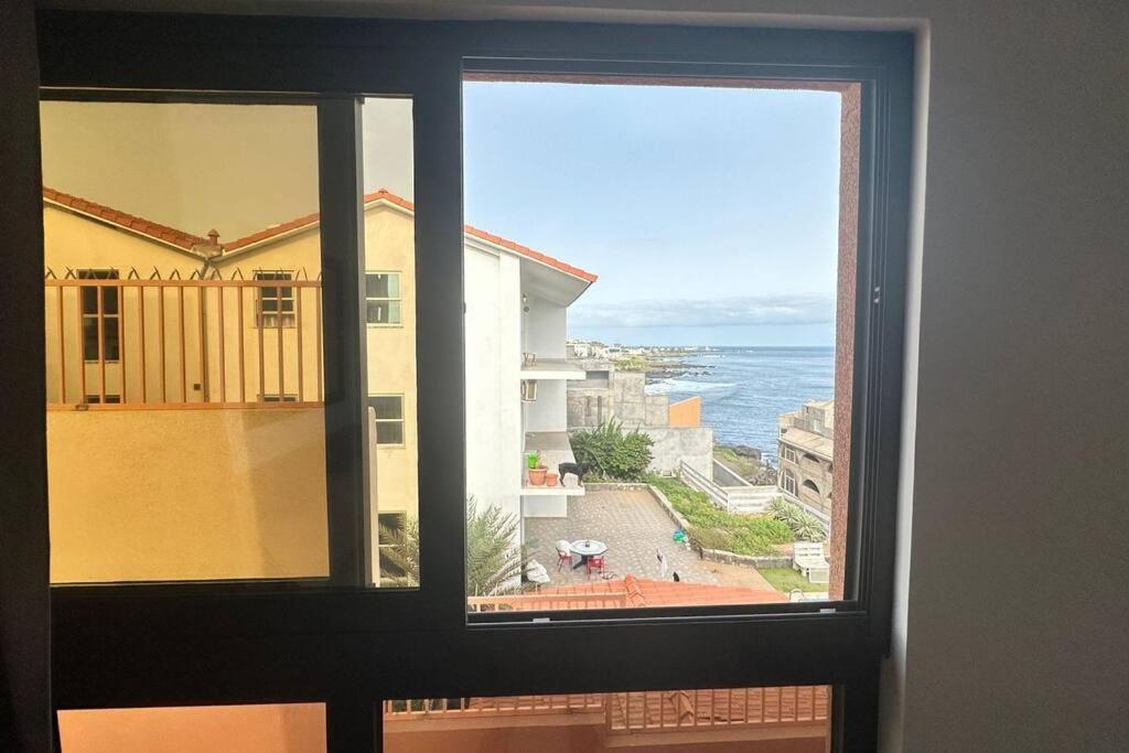 Ocean Mirror Apartment Praia Exterior photo