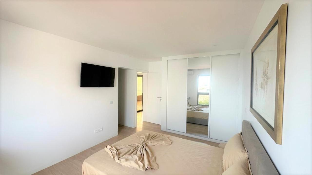 Ocean Mirror Apartment Praia Exterior photo