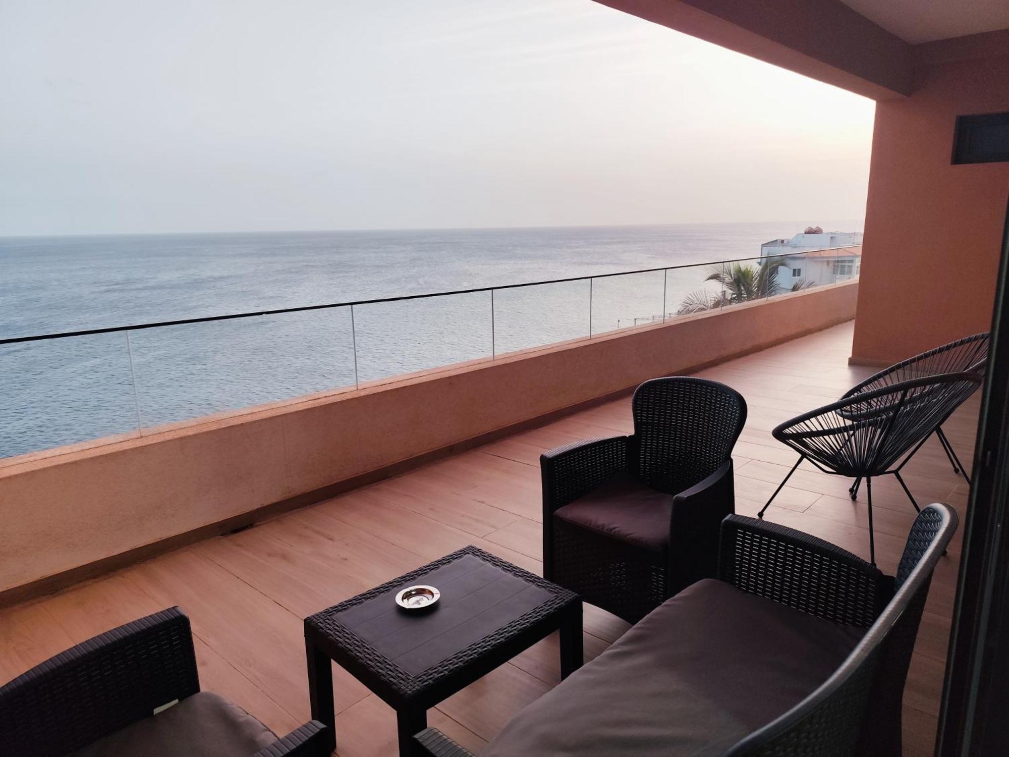 Ocean Mirror Apartment Praia Exterior photo